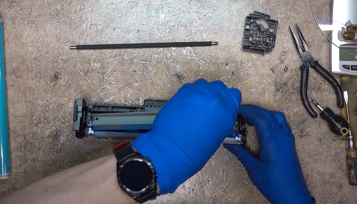 Фото 29. Переходим к другой части картриджа