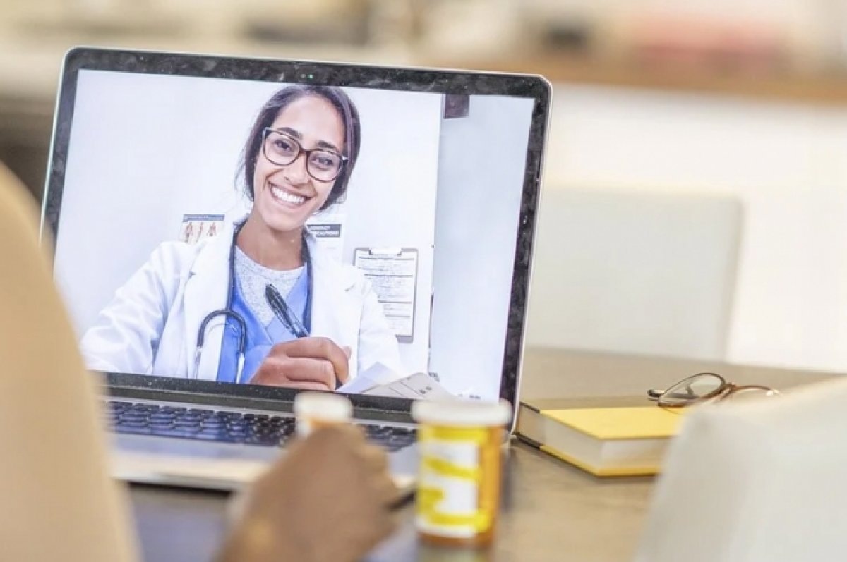    Туляки стали чаще обращаться за онлайн-консультациями врачей на работе