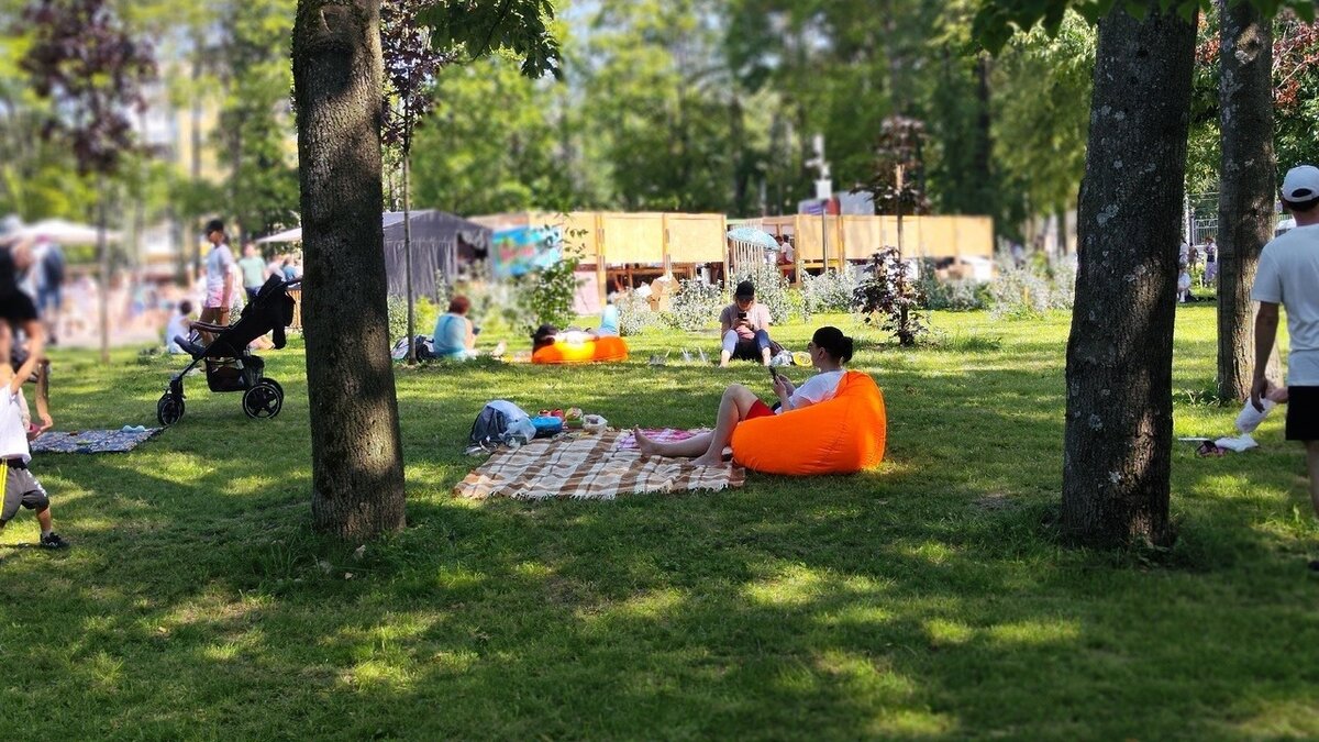 Когда спадет жара в нижнем новгороде. Лето парк Смоленск. Лето парк Тула. Лето парк Метелево Тюмень. Поселок лето парк Тюмень.