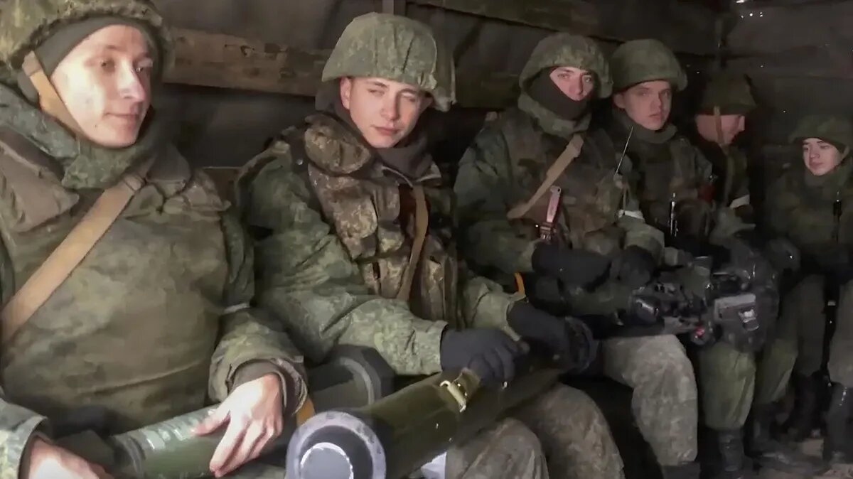 Российские бойцы на СВО. Фото: mixyfotos.ru