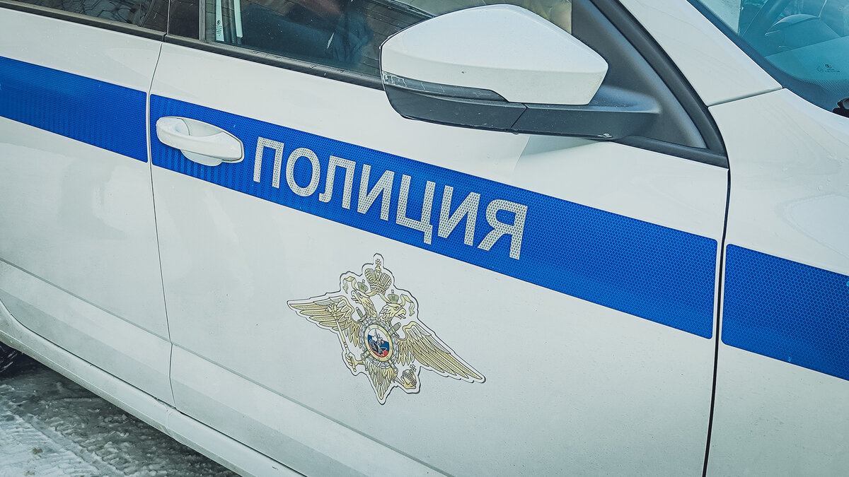     Парень из Кыргызстана помог мошенникам обмануть пенсионеров на 300 тысяч рублей.