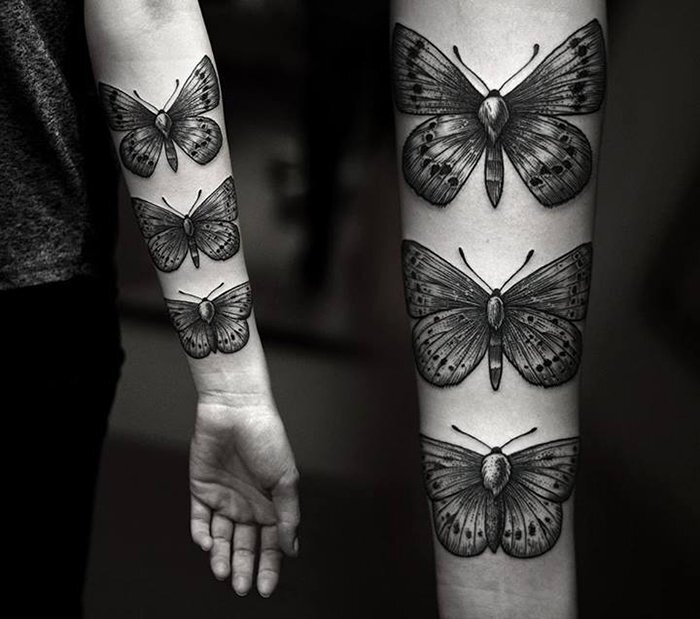 46 татуировок с красными бабочками, которые вас удивят