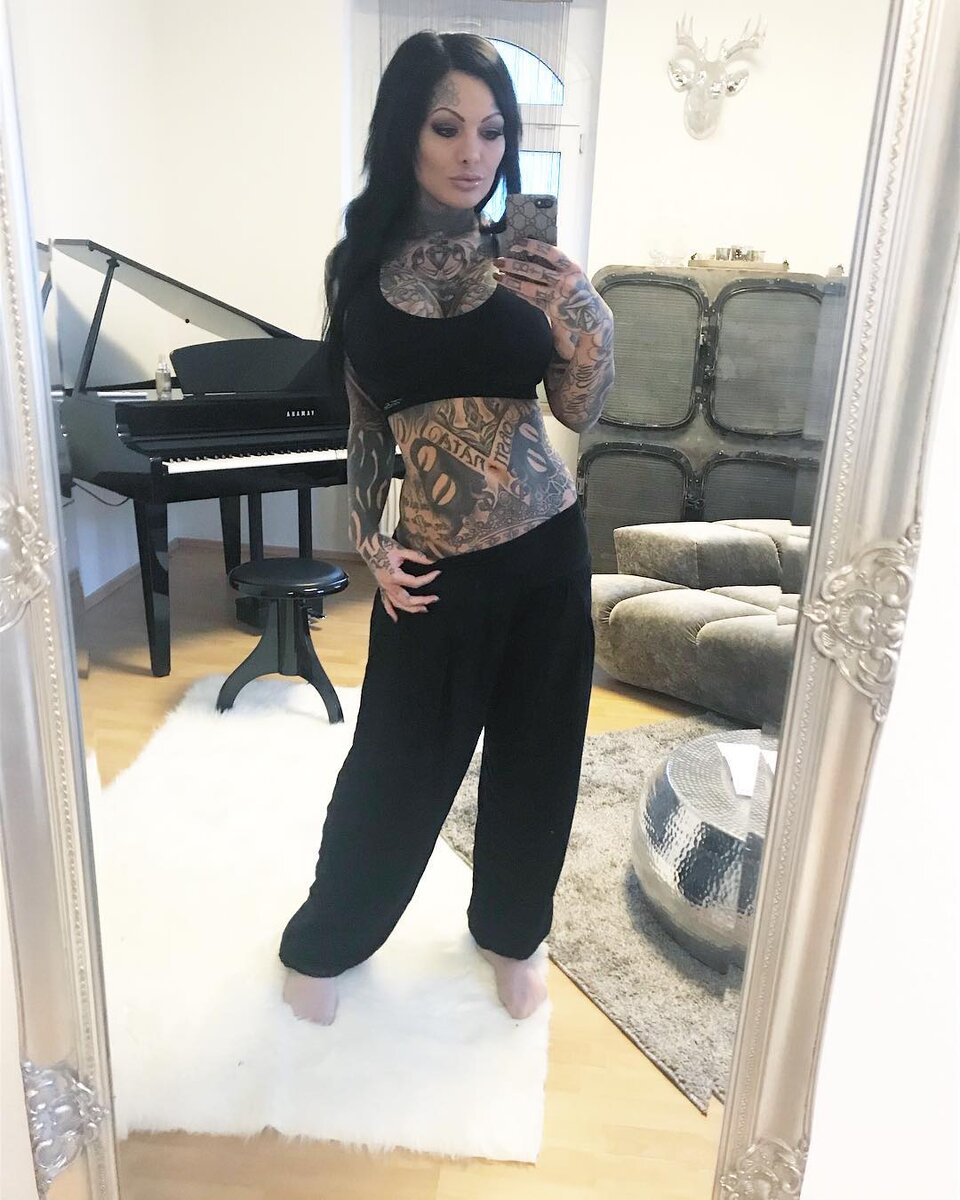 (Источник фото: www.instagram.com/mara_inkperial)