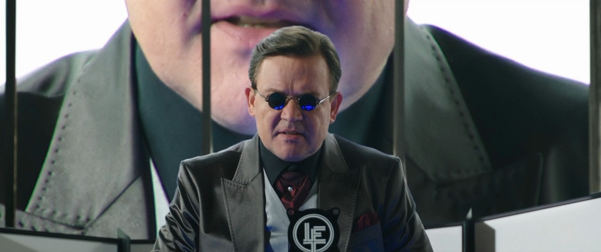 В ролях: Арвед Фризе, Юстус фон Донаньи, Аксель Праль, Чарли Хюбнер, Штеффи Кюнерт, Надя Уль, Бьярне Медел, Андреас Шмидт, Милан Пешель, Фритци Хаберландт и др.