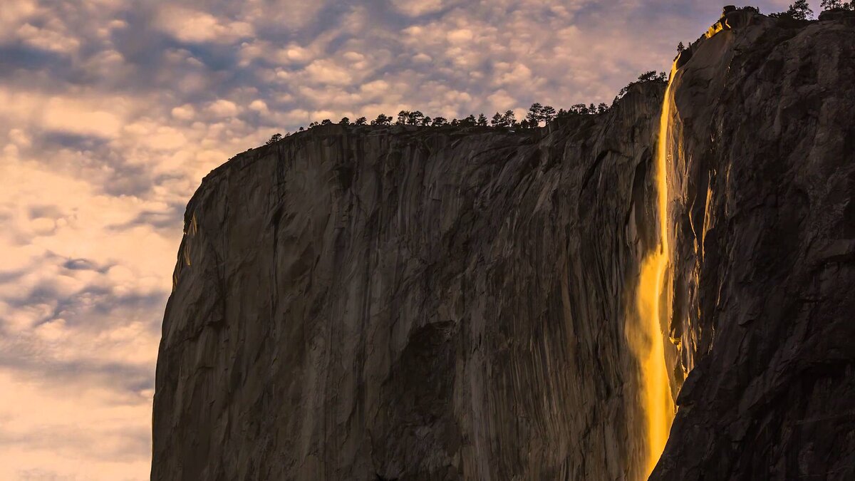 Firefall, Horsetail Fall, California