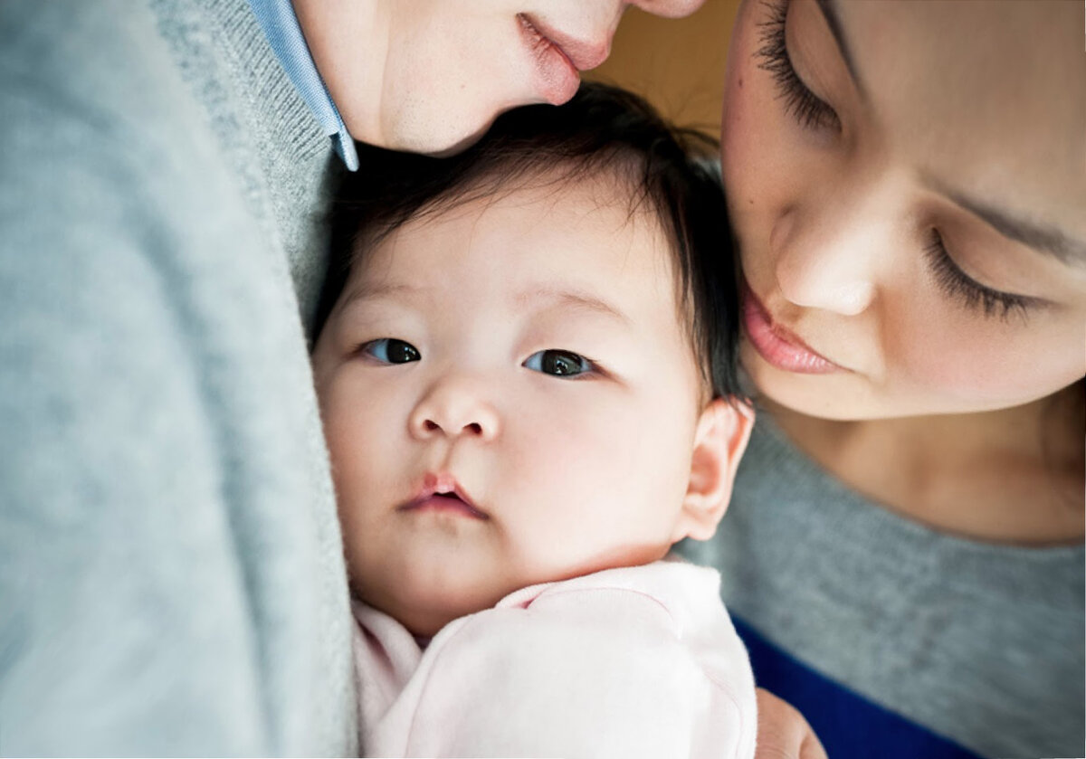 Chinese mom son. Мама в Китае. Мама на китайском. День матери в Китае. Красивые китайские мамы.