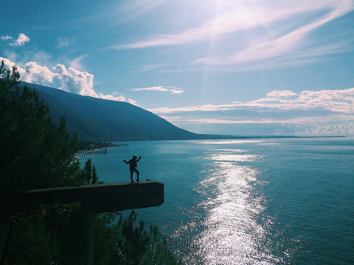 Побережье города "Гагры"