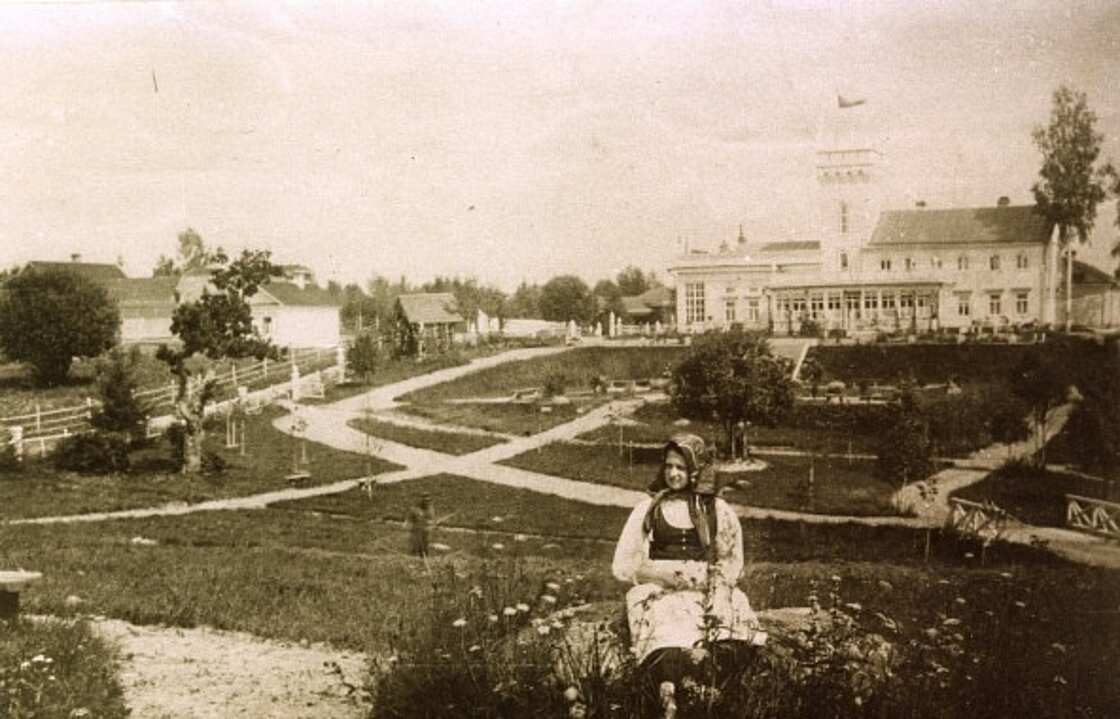 Вид на усадьбу