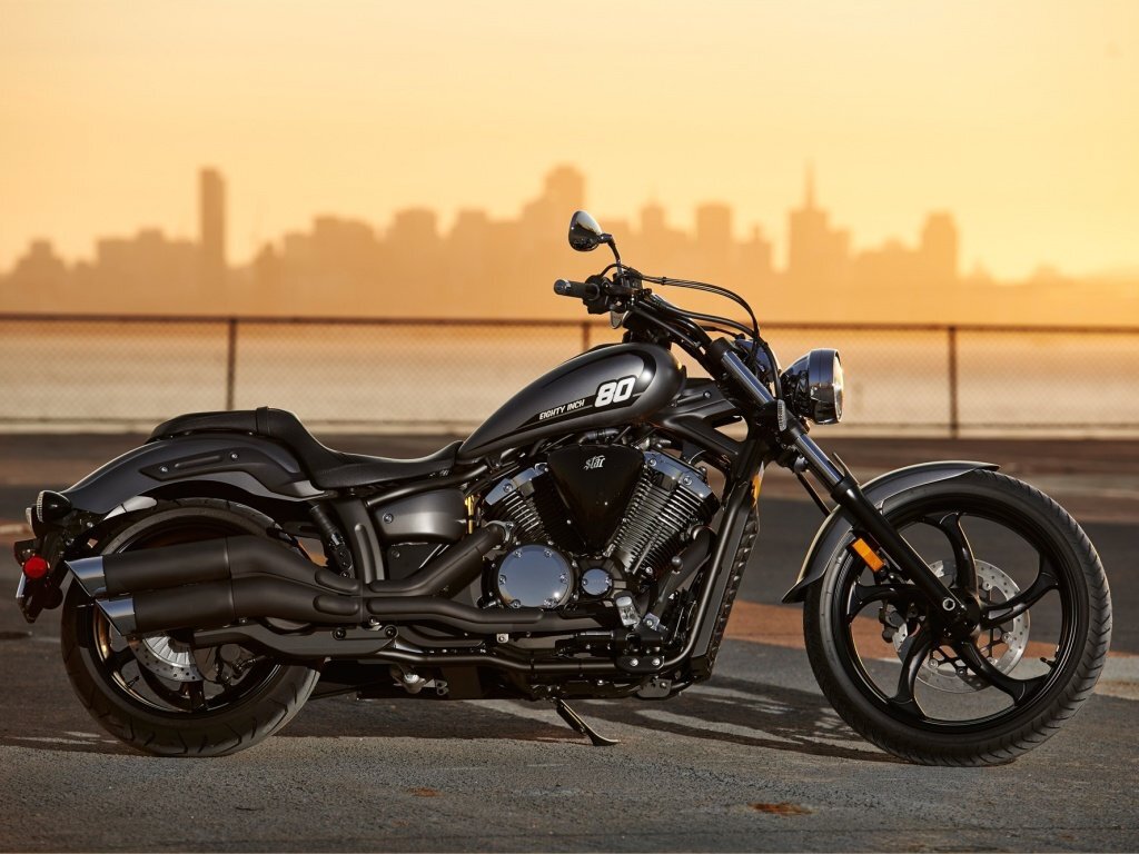 Midnight Star 1300 и Stryker