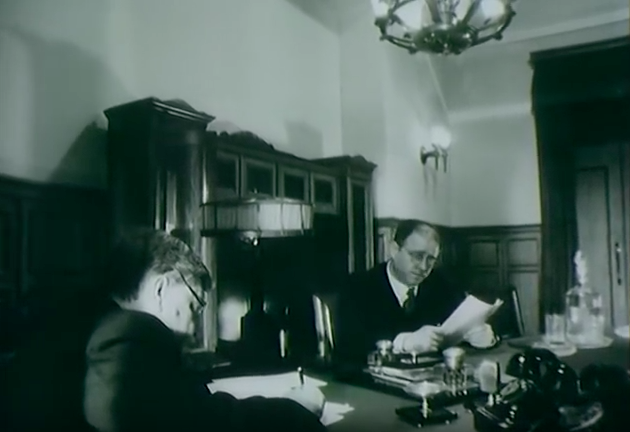 Кадр из фильма "Защитник Седов" (СССР, 1988). 