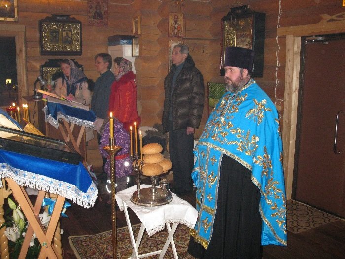 Молебен в Никольском храме. Фото из ВК-группы храма 
