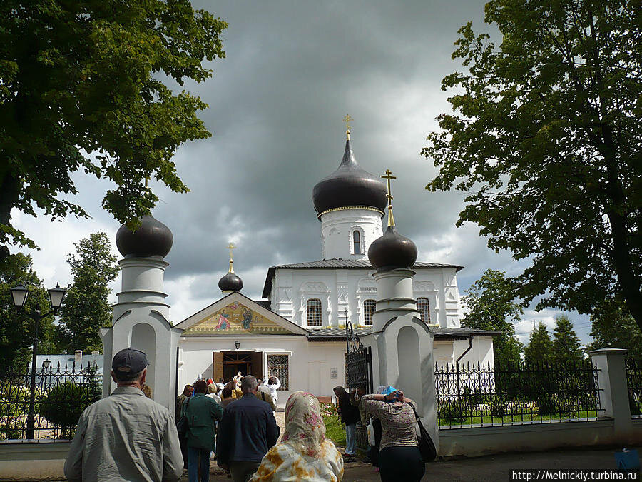 Старая Русса храм Георгия Победоносца