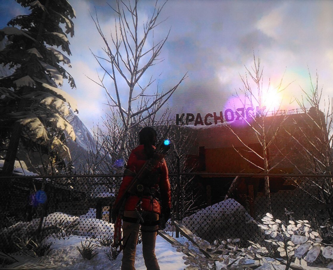 Через 80 лет после Зулейхи в Красноярск прибыла и мисс Лара Крофт - проверить, как выполняется план по лесозаготовкам. И доплыла ли та баржа до утонувшего града Китежа.