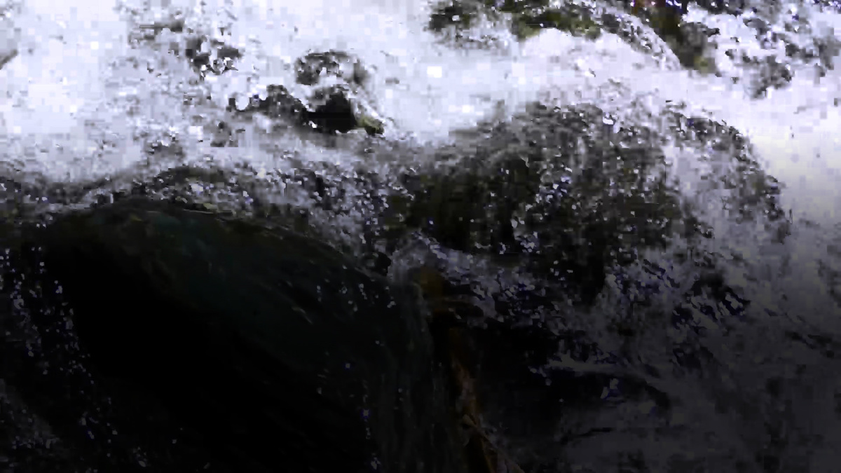 Варианты затемнения обложек видеороликов путём наложения серого градиента