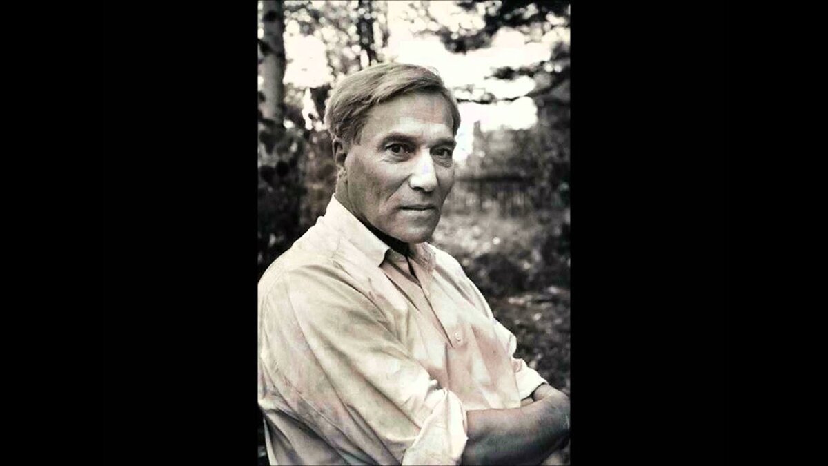 Борис Леонидович Пастернак в 1956 г.