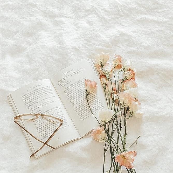 Любым сервисом нужно ументь работать. В первую очередь.