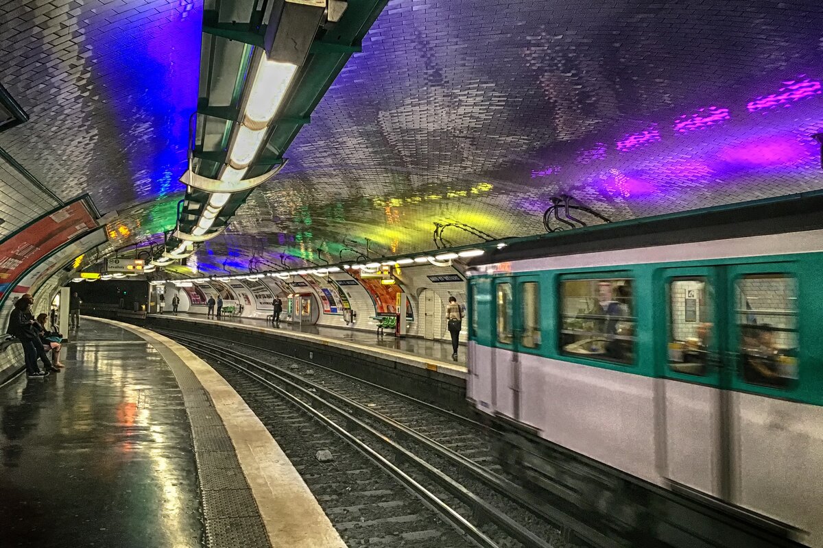 Станция метро «Arts et métiers