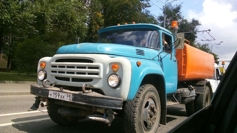 фото из публикации: https://www.drive2.ru/b/506704986931986464