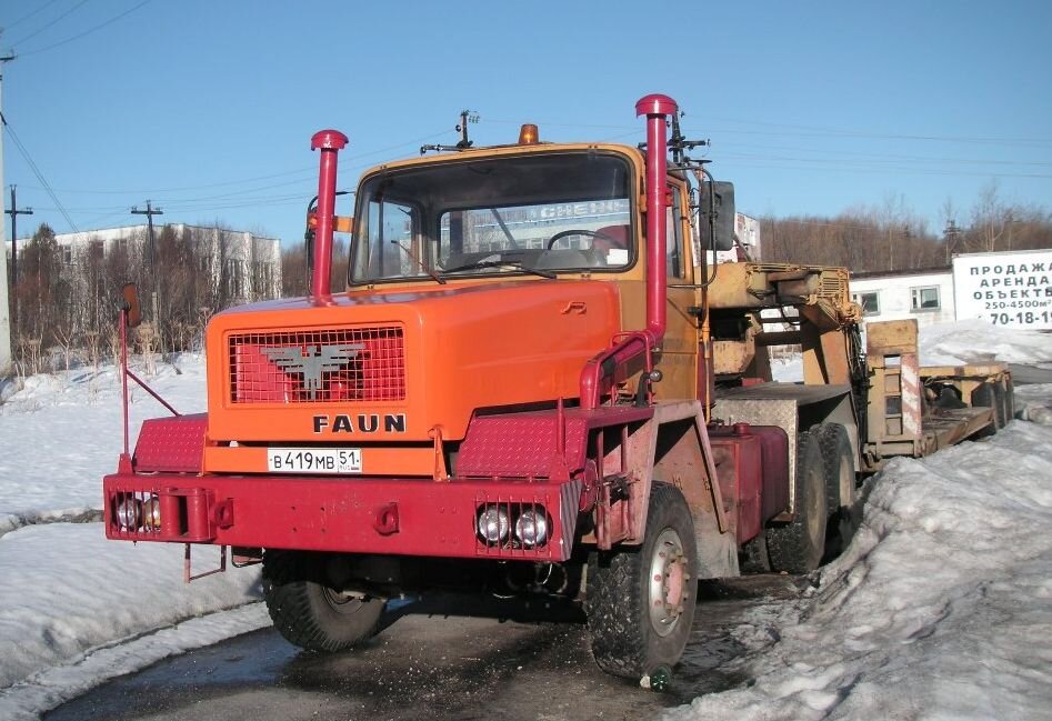 Седельные тягачи Фаун l900d87