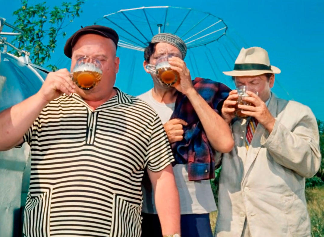 Кадр из фильма «Кавказская пленница» (1966)