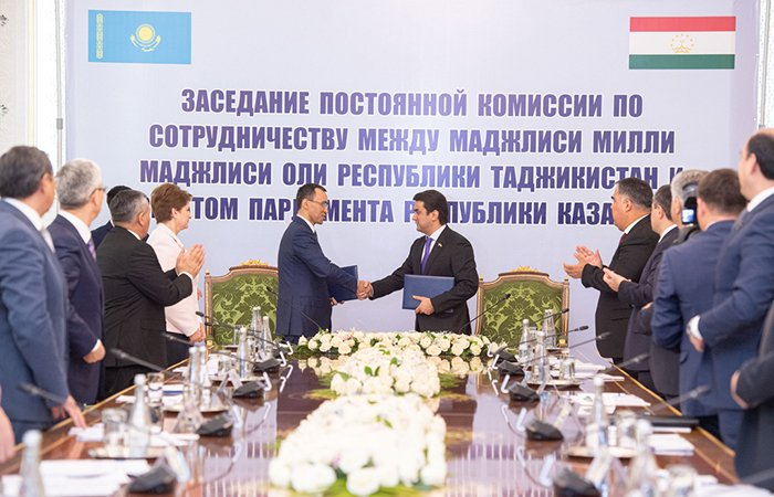 Источник фото: senate.parlam.kz