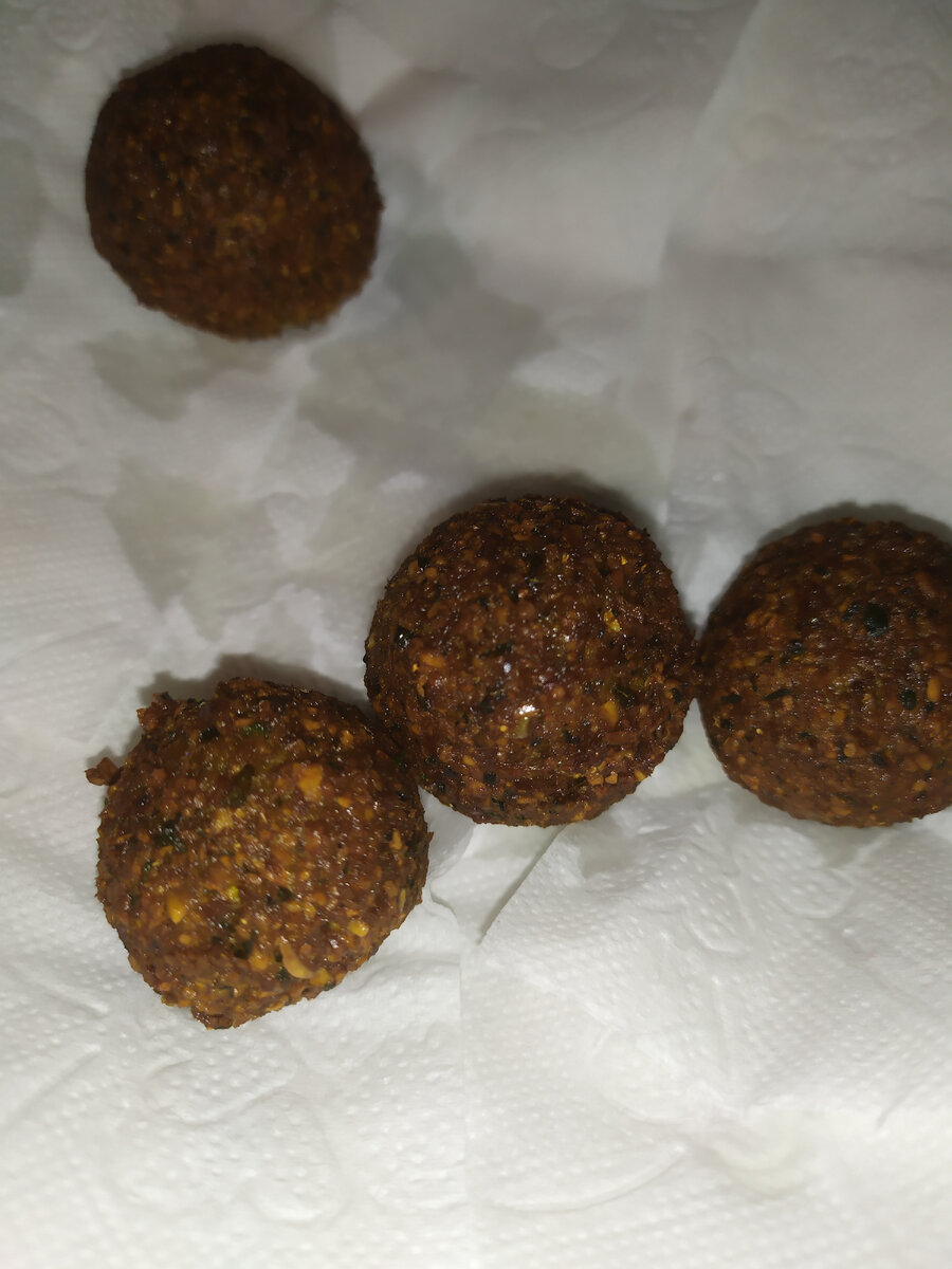 Готовый фалафель.