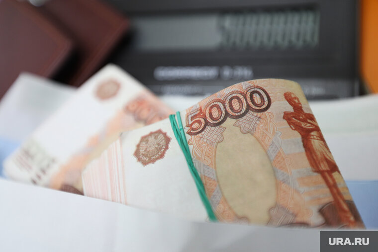    Россиянам стоит открывать краткосрочные депозиты после повышения ключевой ставки, посоветовала Наталья Ващелюк