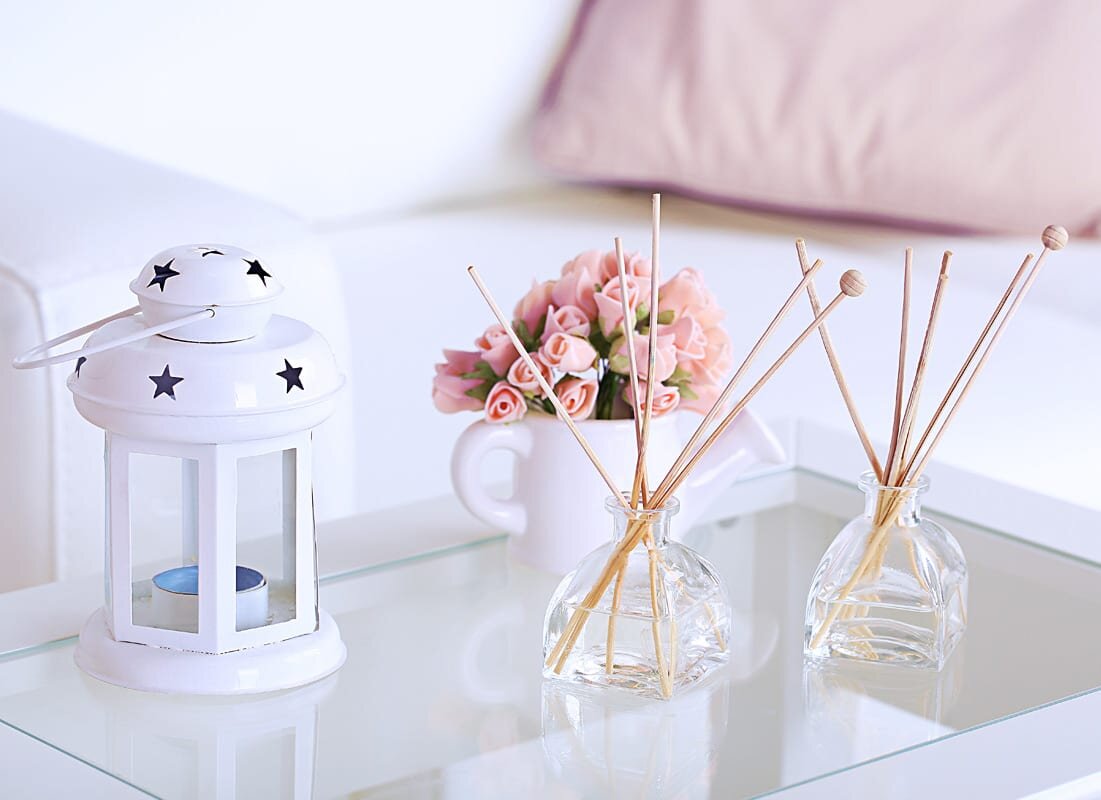 духи для дома. аромат в интерьере. аромат в доме. приятный аромат в квартире. запах в квартире.