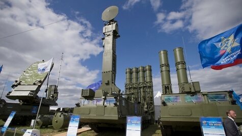 Министр обороны Авигдор Либерман убежден, что ни Израиль, ни Россия не заинтересованы в напряжении отношений вокруг ситуации в Сирии. По его словам, между двумя странами существует открытый диалог.