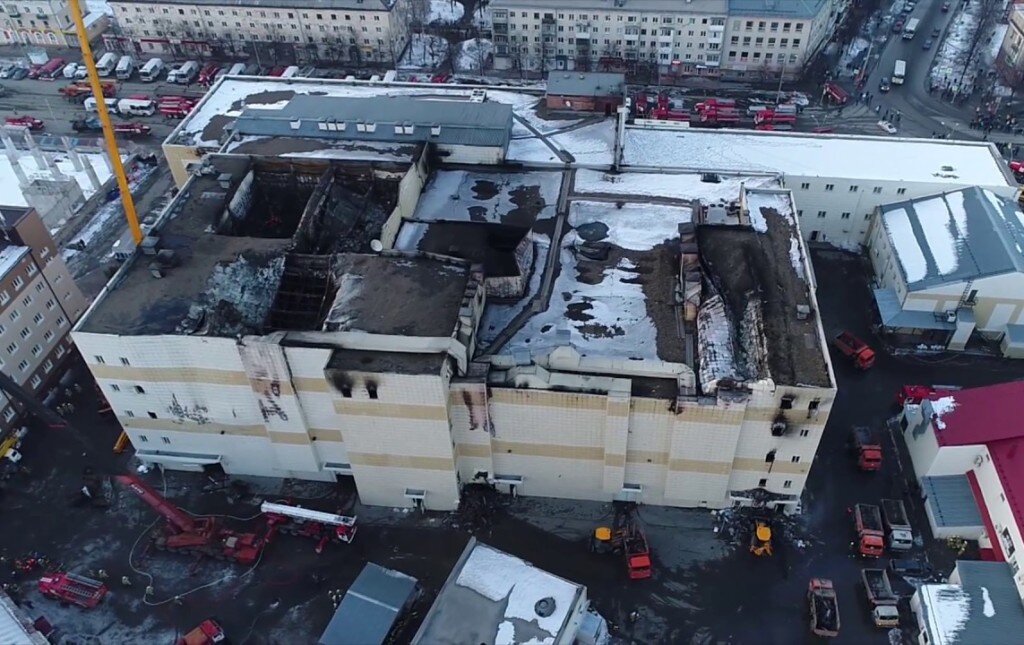 Зимняя вишня торговый центр в кемерово. Тц зимняя вишня кемерово сейчас. Зимняя вишня 2023 сейчас. Зимняя вишня nw. Тц вишня сейчас.