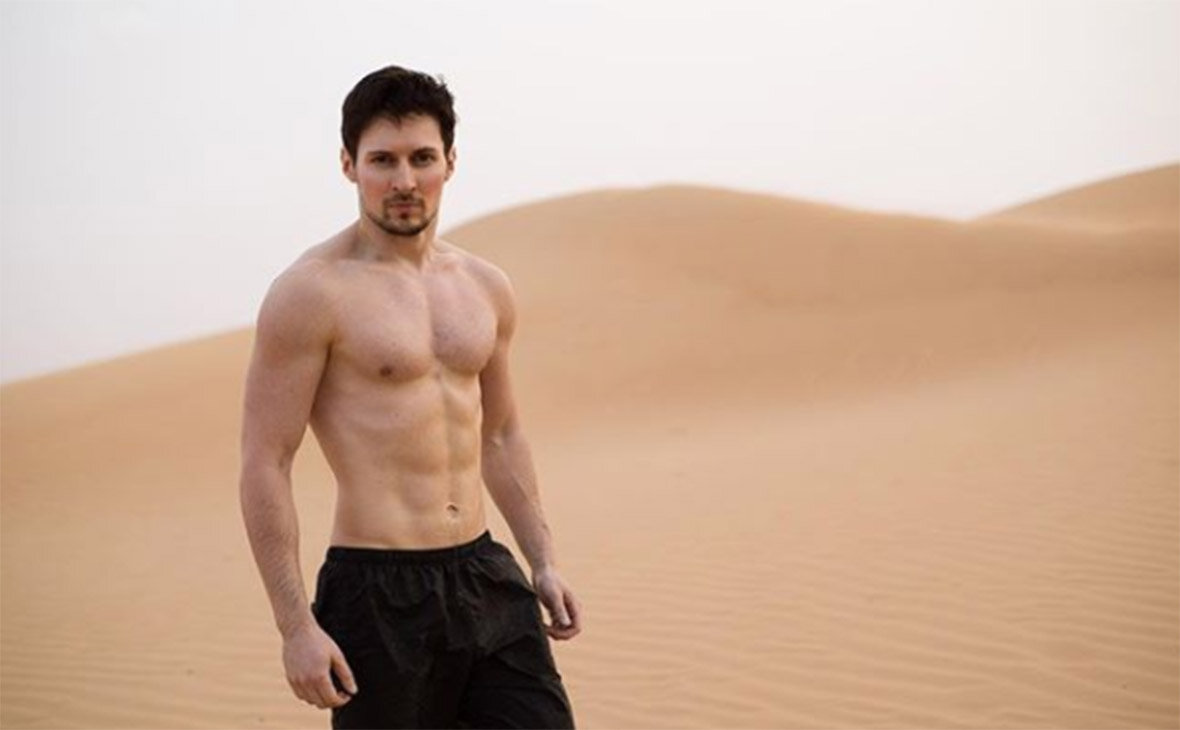Новое фото Дурова с хештегом #putinshirtlesschallenge