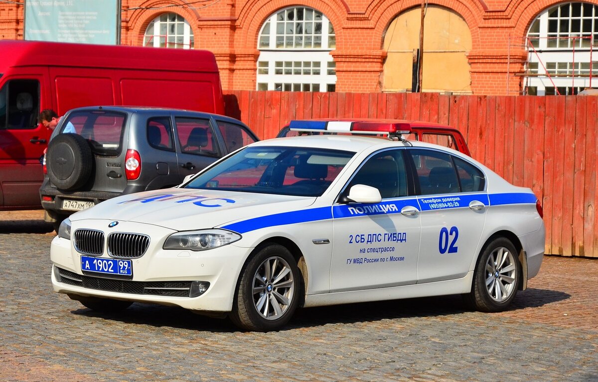 Автопарк регионов. БМВ м5 ф10 полиция. BMW e60 ДПС. BMW е60 Police Germany. Полицейская БМВ е60.