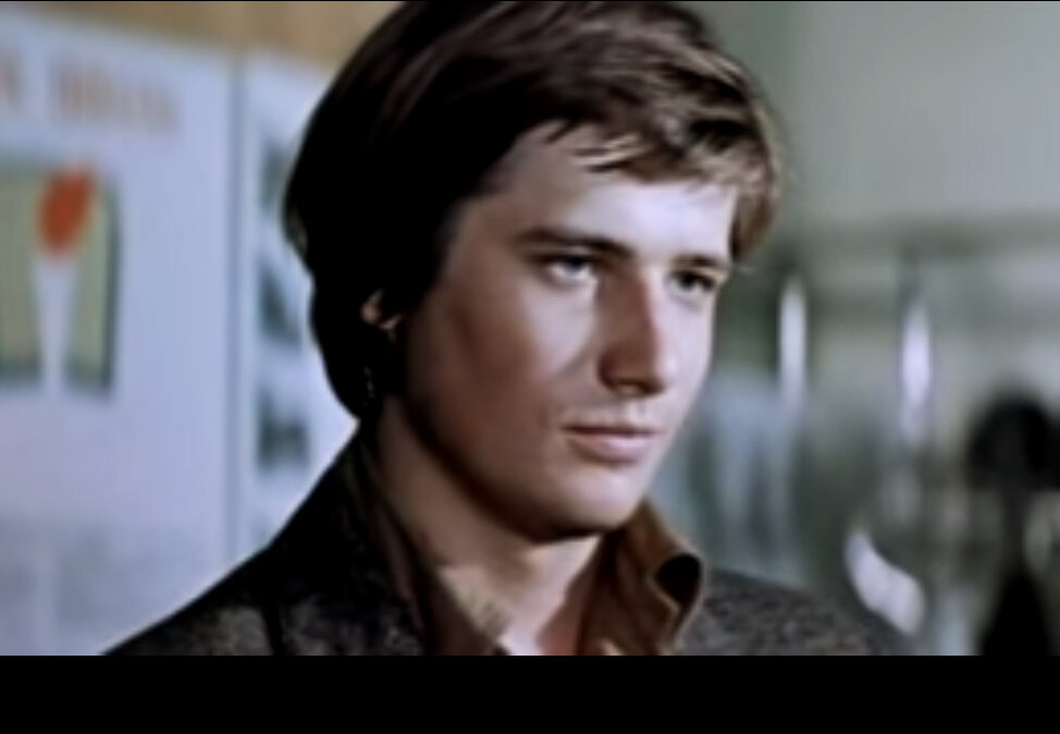 Сергей Насибов в фильме «Школьный вальс» (1977)