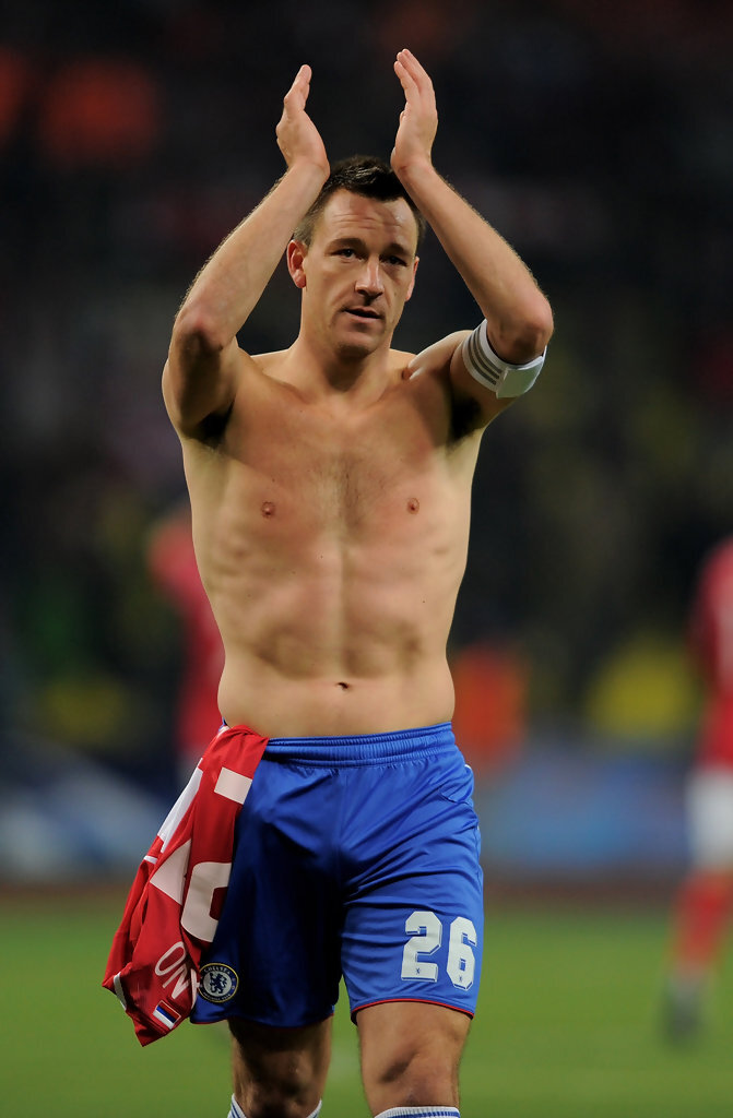 оригинал фото: http://www1.pictures.zimbio.com/gi/Spartak+Moscow+v+Chelsea+UEFA+Champions+League+XYxLhVNoULpx.jpg