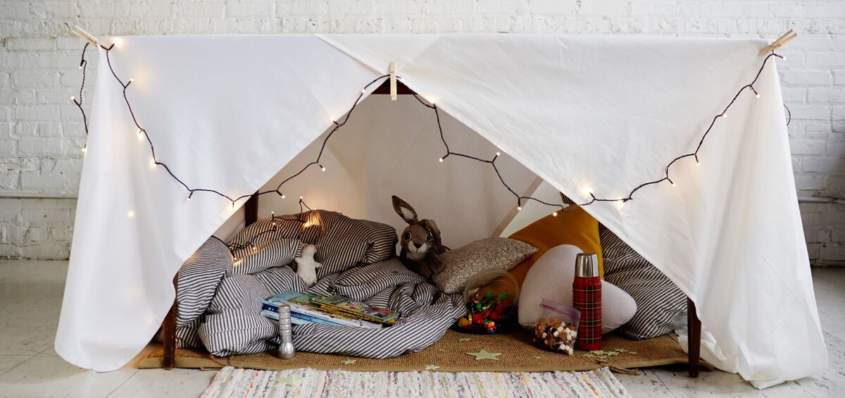 Домик-убежище из подручных материалов-укромное место для ребенка