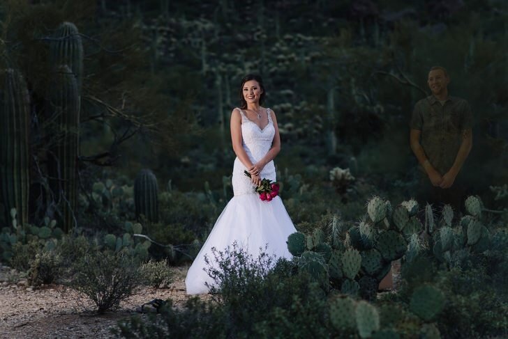  Дебби Герлак из Аризоны заставила содрогнуться сердца миллионов пользователей: она опубликовала свадебные фотографии со своим женихом Рэнди.-2