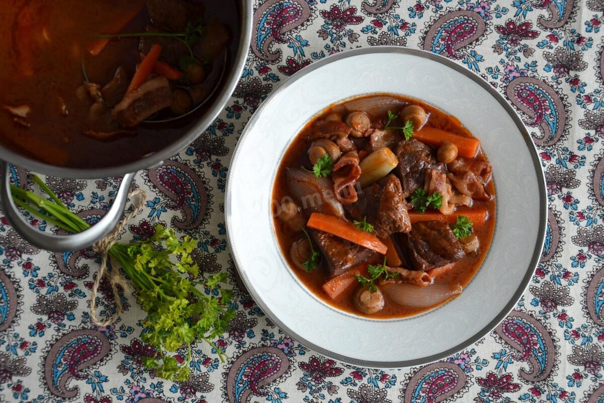 Говяжье легкое тушеное в сметане рецепт – Русская кухня: Основные блюда. «Еда»