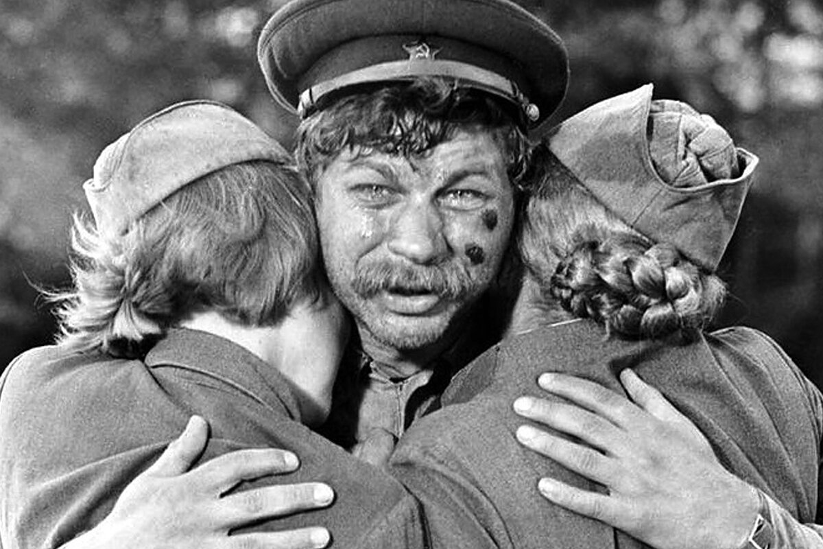 Кадр из фильма "А зори здесь тихие фильм" 1972