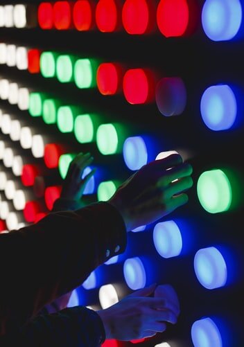 https://images.unsplash.com/photo-1517778991803-3fa8c9341083?ixlib=rb-1.2.1&auto=format&fit=crop&w=352&q=80