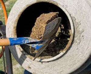 Как сделать бетон в домашних условиях?