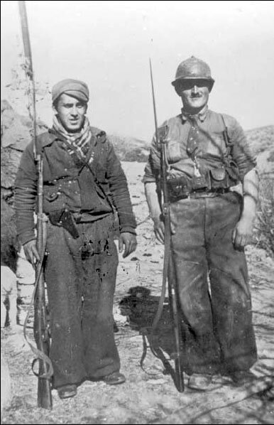 Бойцы республиканской армии. Отчего-то повеяло Гражданской войной в России.