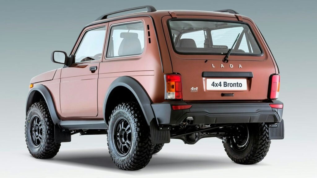 Длительный тест-драйв Lada 4x4 Urban: мужик против хипстеров - КОЛЕСА.ру - автом