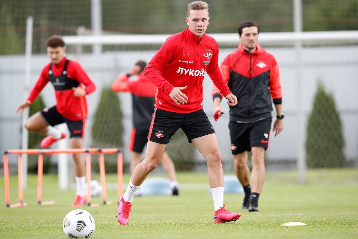 Нападающий Максим Глушенков заинтересовал "Сочи". Фото - ФК "Спартак".