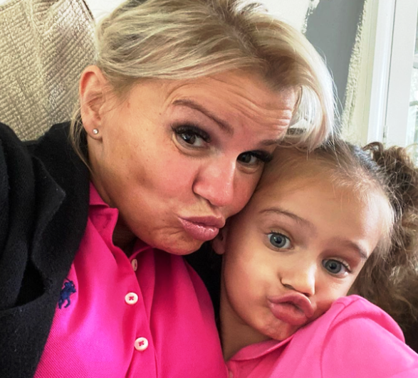 Керри Катона и её 6-ти летняя дочь Дилан