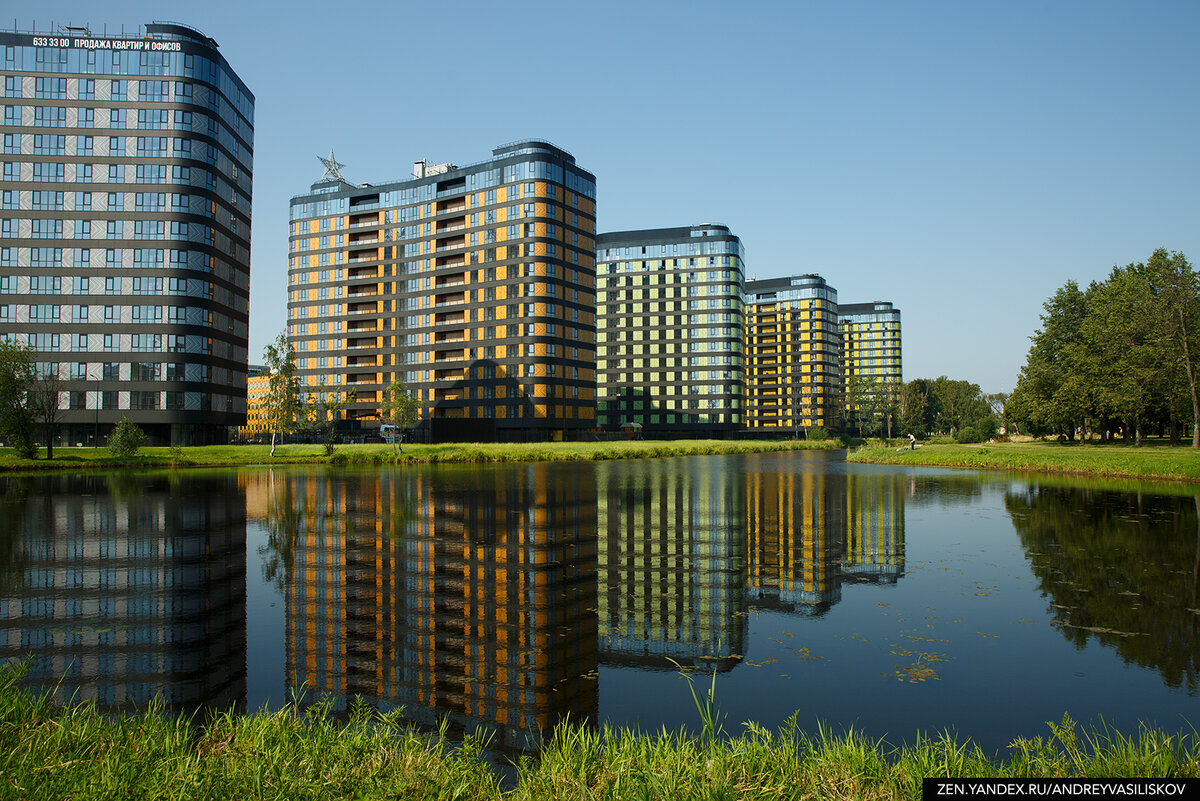 новые дома в Калининском районе Петербурга. Фото автора