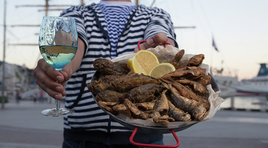 Жареная рыба и вино / Федеральный проект «Гастрономическая карта России»