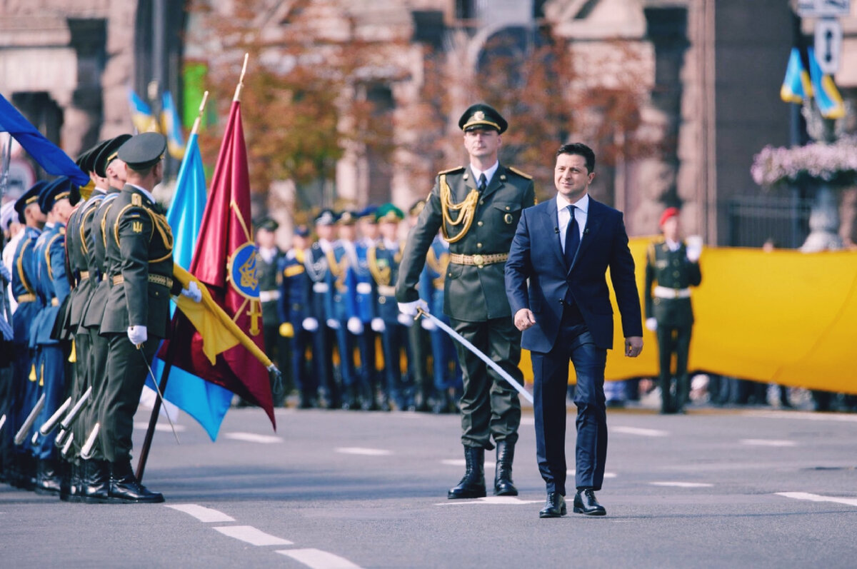 Зеленский на параде в Киеве