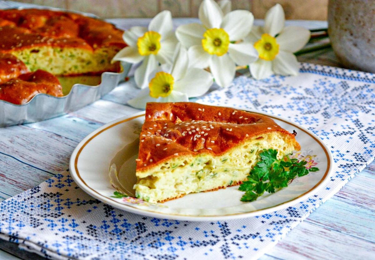 Дрожжевой пирог с капустой и яйцами