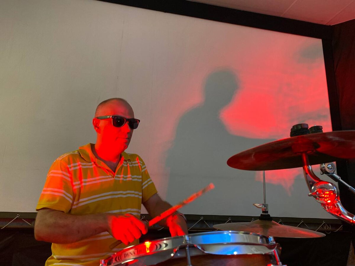 Ильич - соло на барабанах - POPoff RADIO