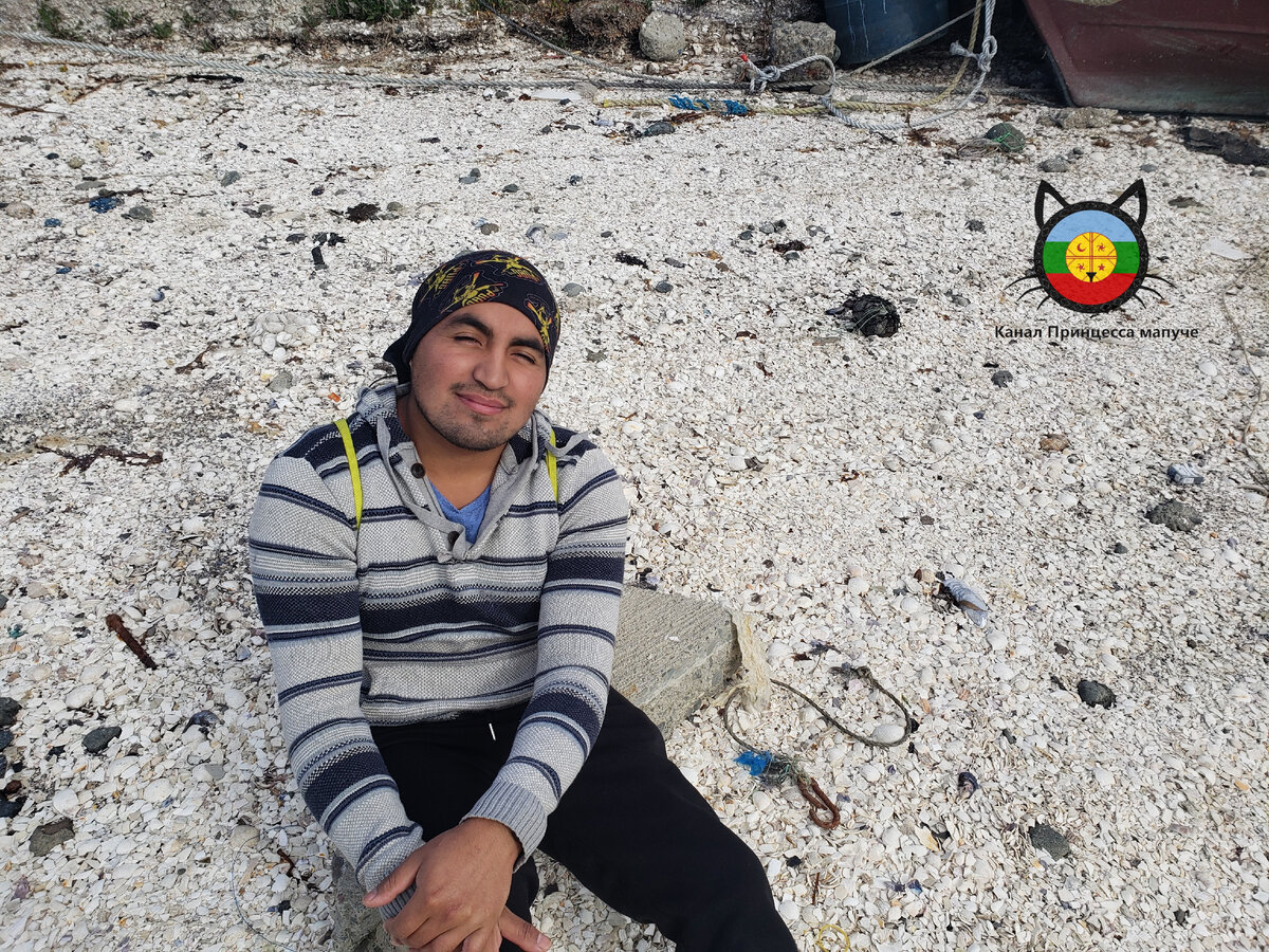 Мой муж Марко на пляже острова Кальбуко